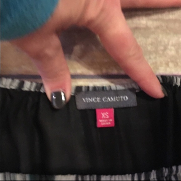 Vince Camuto Blue  brush strokes blouse - Size XS - Picture 7 of 10